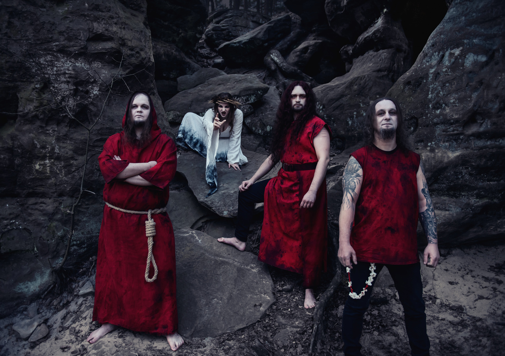 Dymna Lotva band